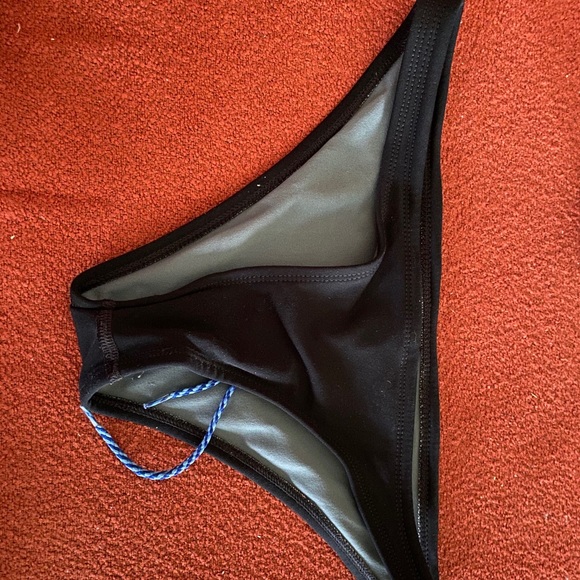 Cheeky Jolyn Bottoms - Picture 1 of 2